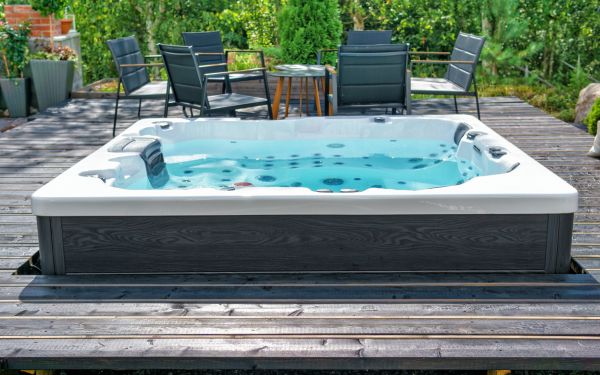 Cost of Spa Deck Remodeling in San Mateo